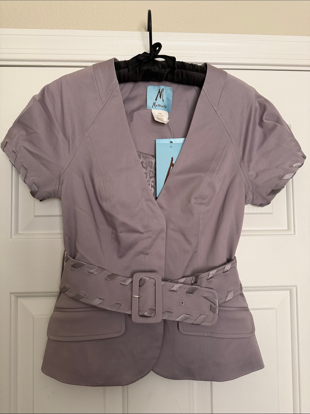 Marciano Sonic silver Short-Sleeve Belted Jacket Top, Size 6. Perfect condition